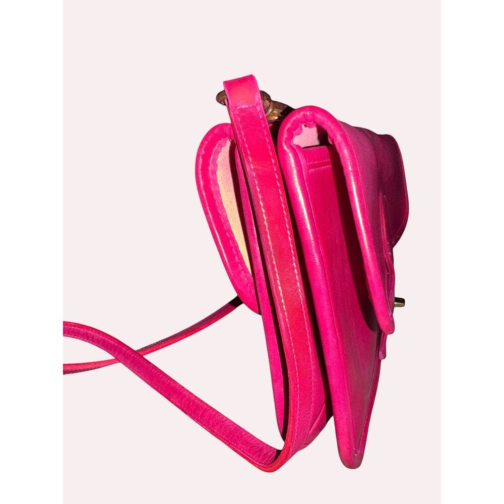 Vintage Coach Twin Clutch 9380 – Upcrafted Hot Bubblegum Pink - video - Picture 8 of 14